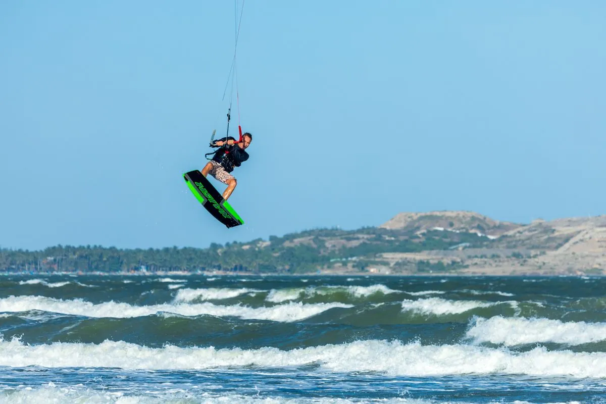Marketing digital para kitesurf, windsurf y turismo acuático en El Yaque, Margarita