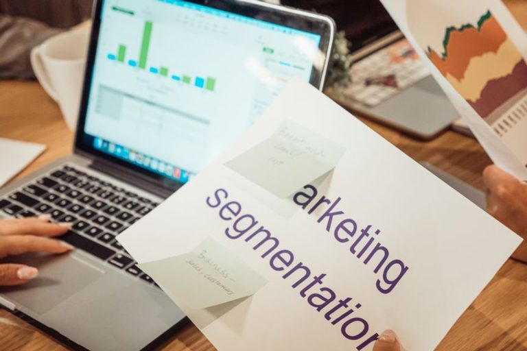 La IA Redefine el Embudo de Ventas: Clave para el SEO Moderno - Fotografía destacada Infinitum Agencia