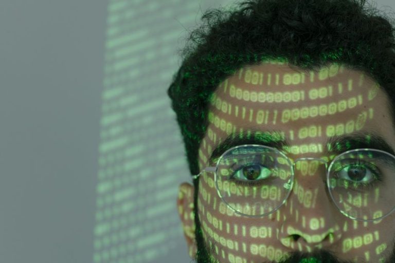 Opsin capta 21 millones para monitorear agentes de IA en empresas - Fotografía destacada Infinitum Agencia