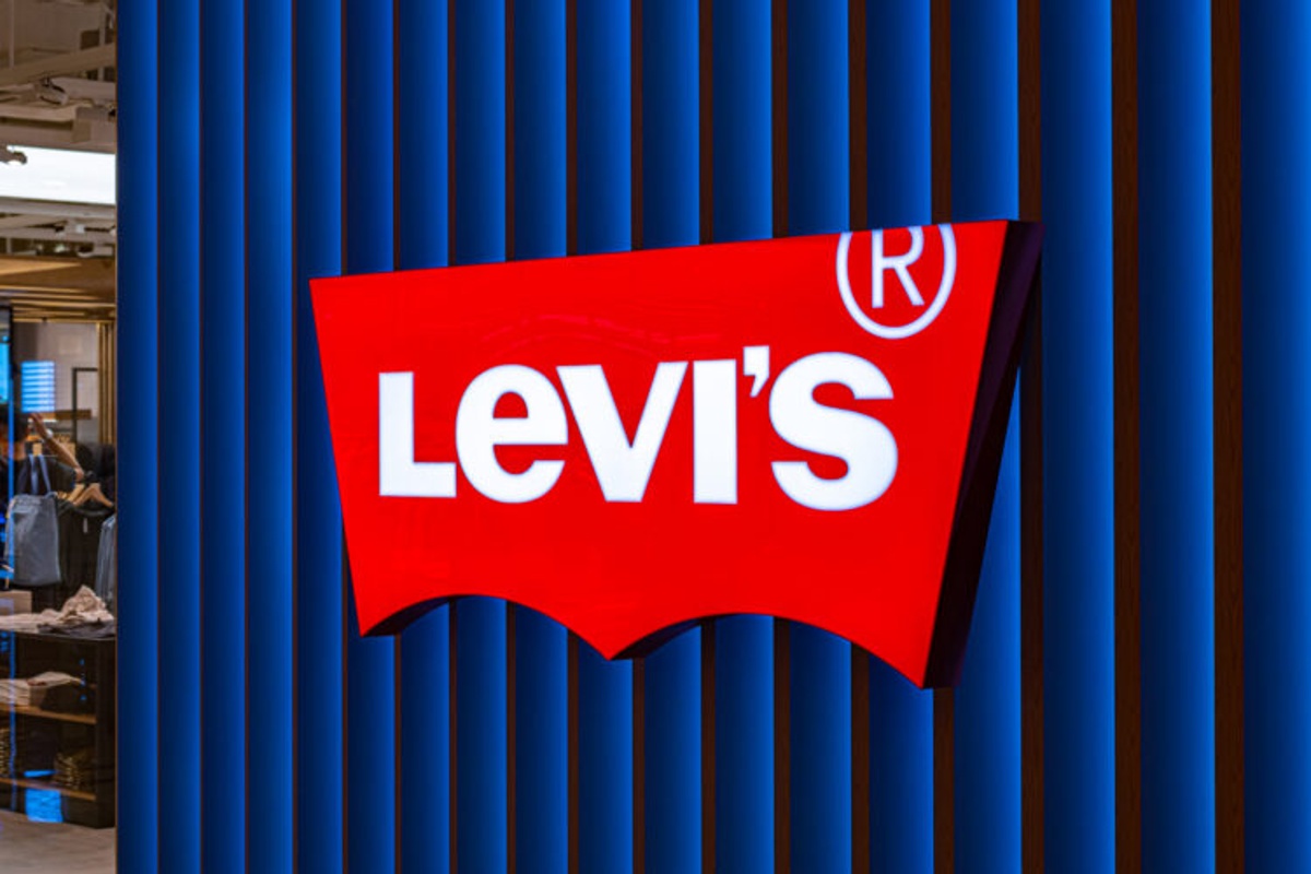 Levis reporta 10% de crecimiento en ecommerce gracias a la IA - Fotografía destacada Infinitum Agencia